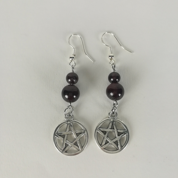 Natural Garnet pentacle earrings witchy pagan new age - Picture 1 of 3